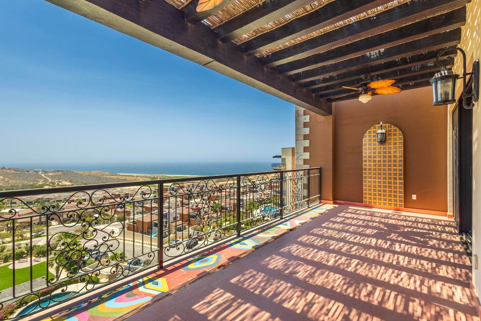 With Rooftop building 5, Quivira Penthouse, Pacific